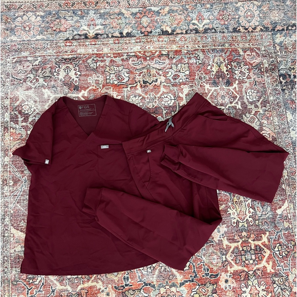 FIGS Burgundy Zamora Jogger Size Small